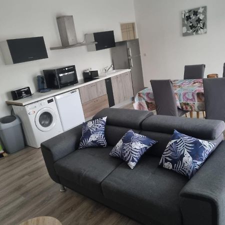 Appartement Sejour , Cure Cransac Au 1Er Etage 2 Nuits Minimum Екстериор снимка
